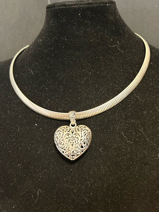 Jewelry - Silver Heart Filigree Pendant Choker Necklace - Women Jewelry